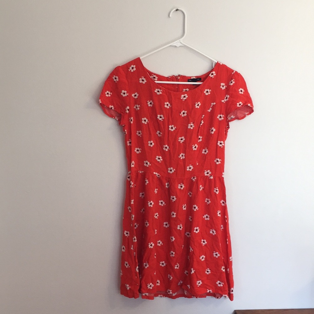 Gap red & white flower dress